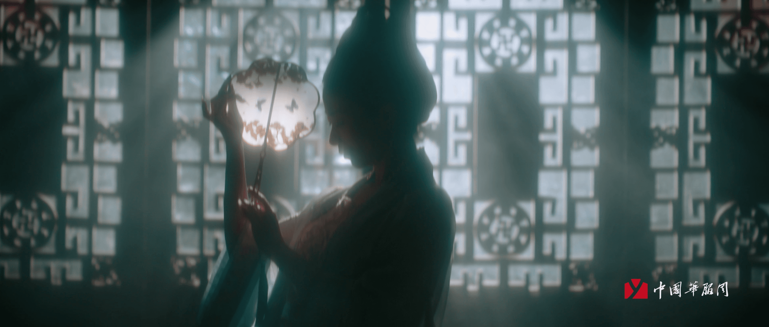 共青团《华服周》